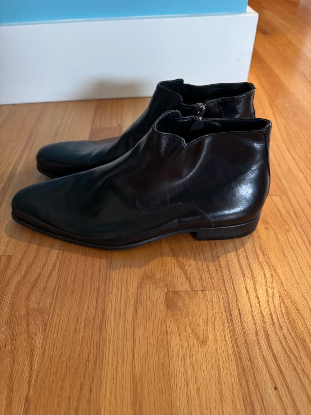 Politix Black Italian Leather Chukka Boots for Men